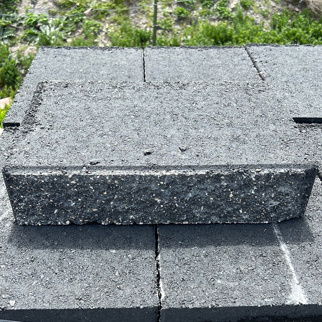 Large Retaining Wall Capstone